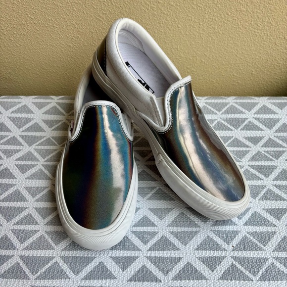 Vans Slip-on Pro Skate Shoes Iridescent Silver & White US Size 6.5M 8W EXCELLENT - Picture 1 of 5